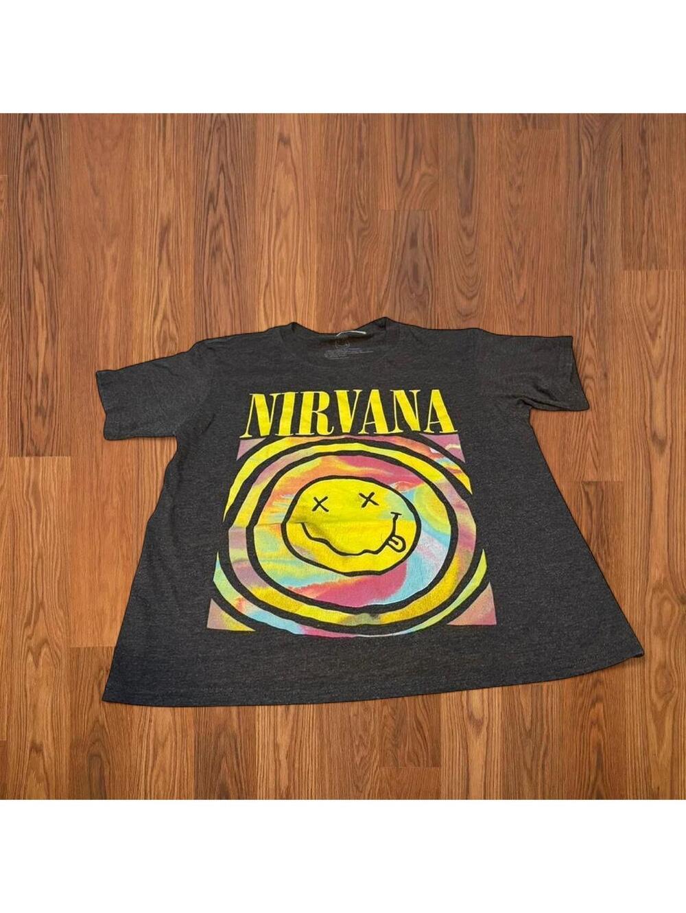 Women's XS Nirvana Memorabilia Short sleeve Grey and Black Tshirt